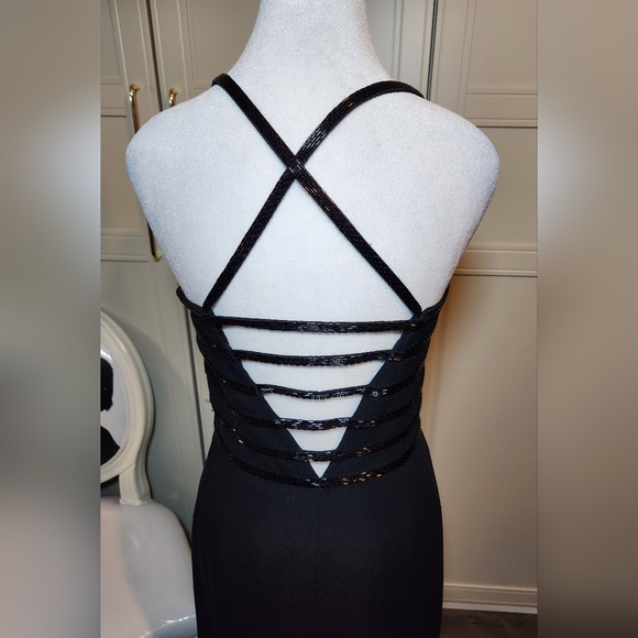 COPY - Simon Chang Black Evening Gown with Sequin Detail at Bodice and Bottom o… - Picture 4 of 11